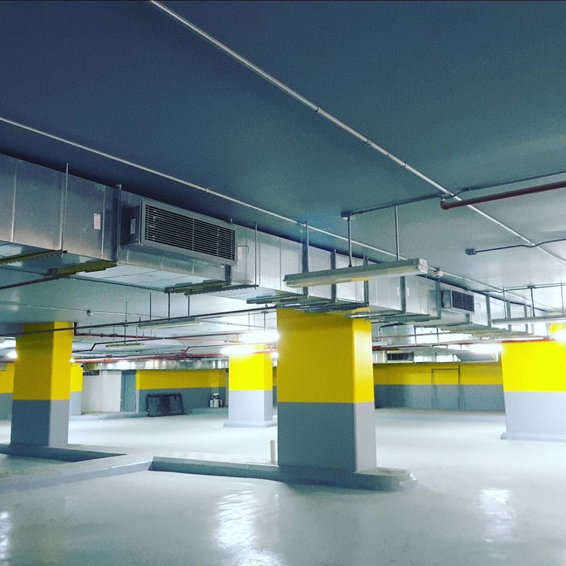 AL MAHMAL COMMERCIAL CENTER PARKING 4